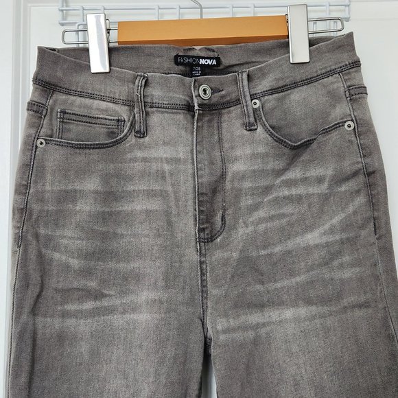 COPY - Slit Hem Straight Leg Jeans - Grey - FASHION NOVA - Picture 3 of 11